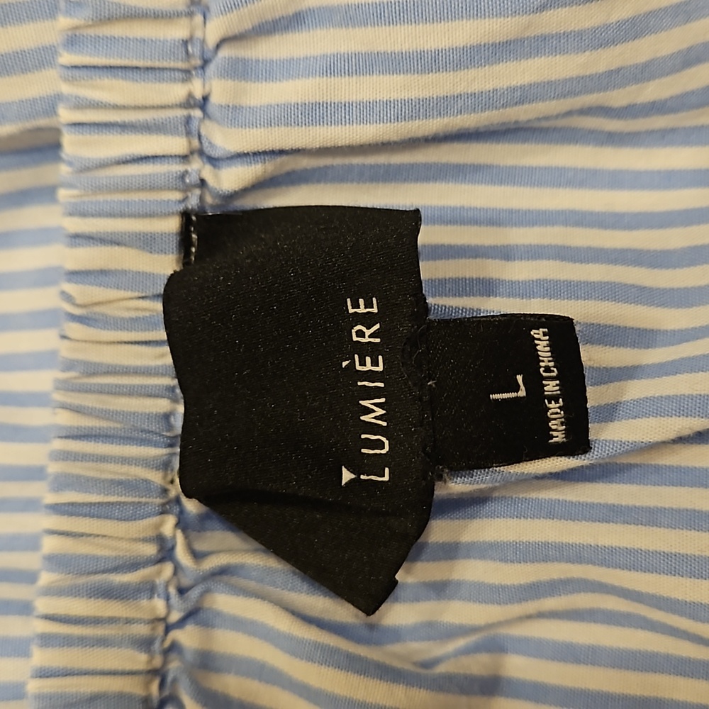 Lumbered Crochet Trim Top - Picture 10 of 12